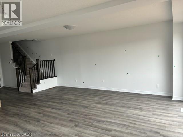 22 Oakdale Avenue Unit# Main&upper, St. Catharines, Ontario  L2P 2B4 - Photo 6 - 40830183