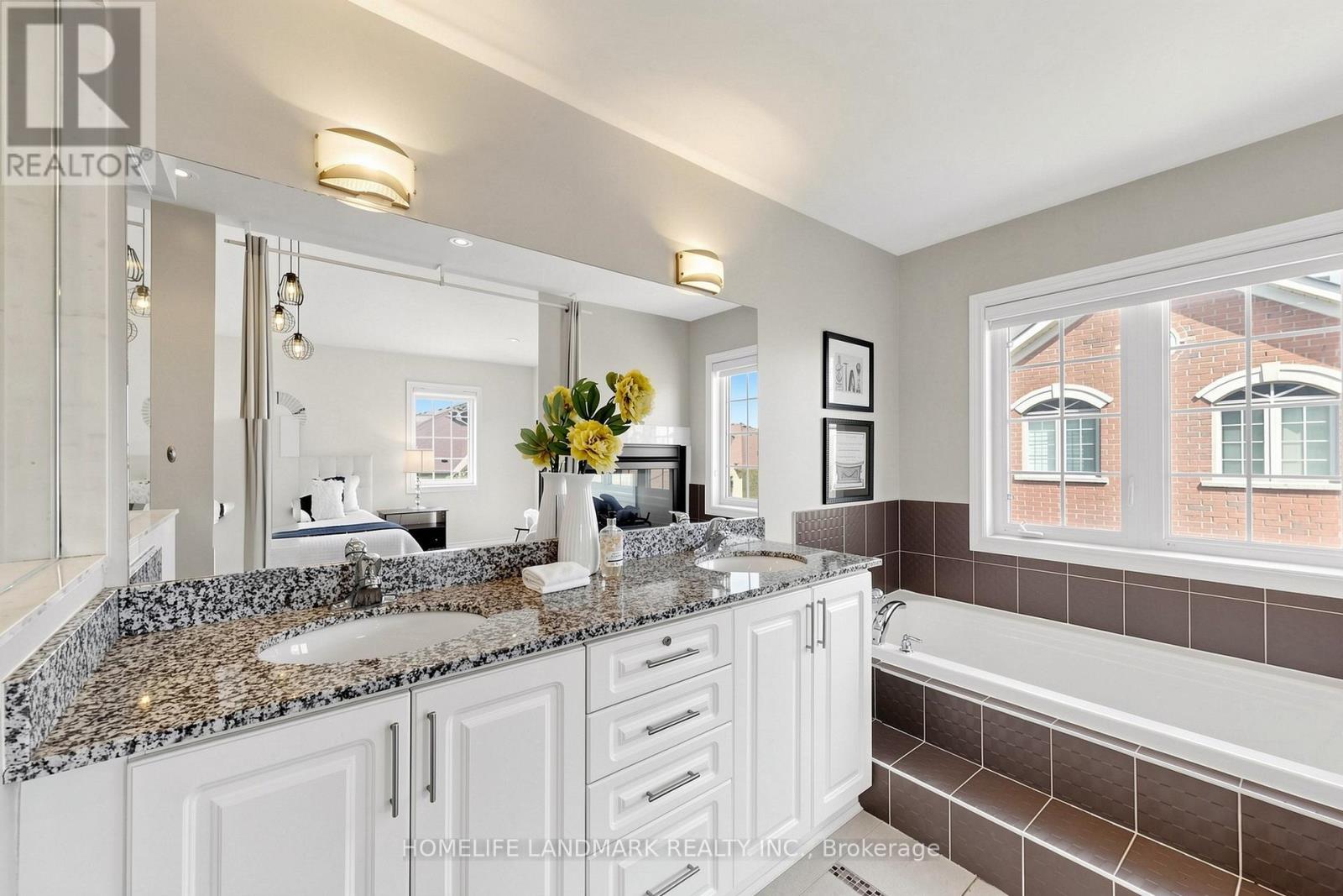 32 - 8 Brighton Place, Vaughan, Ontario L4J 0E3 - Photo 16 - N13160280