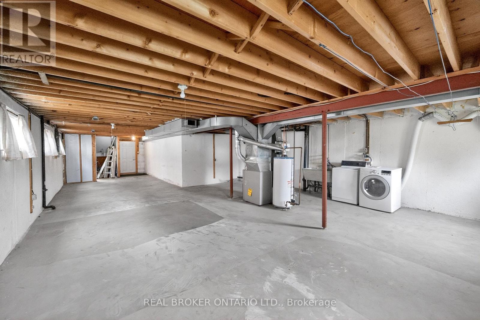 7778 Benavon Road, Mississauga, Ontario  L4T 3G3 - Photo 25 - W13165436