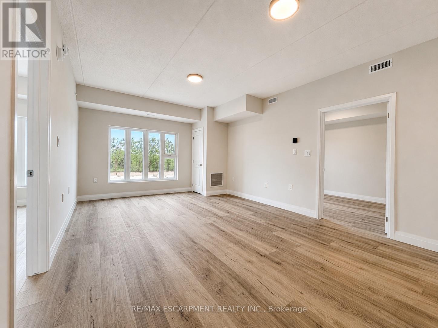 304 - 6415 Regional Road 25 Road, Milton, Ontario L9T 8R2 - Photo 10 - W13165468