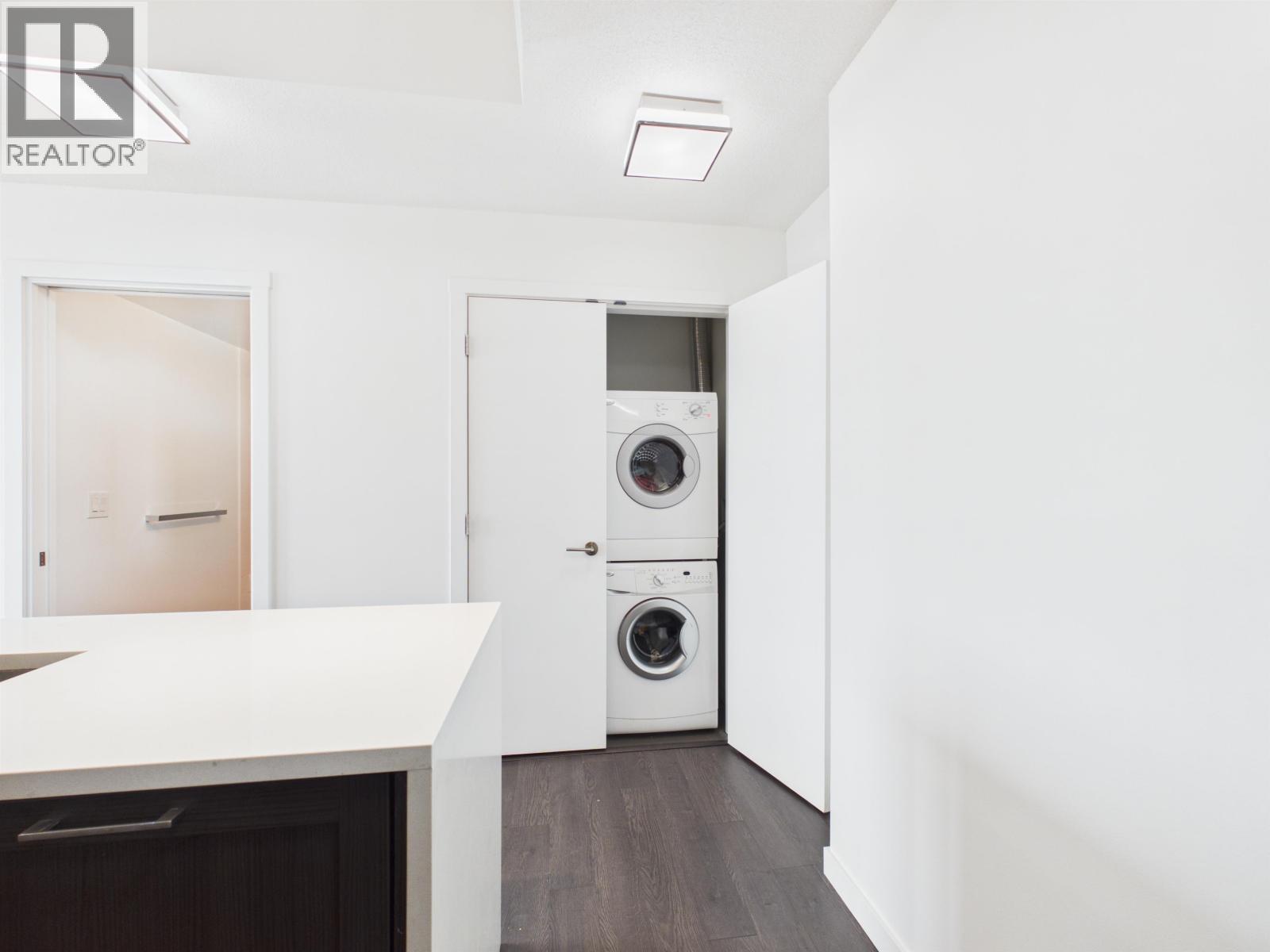 2202 5515 Boundary Road, Vancouver, British Columbia  V5R 0E3 - Photo 5 - R3125408