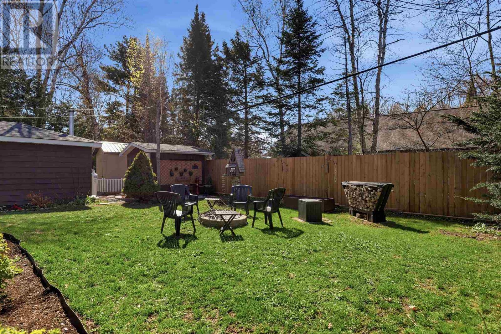 93 Southwood Dr, Sault Ste. Marie, Ontario  P6B 4M2 - Photo 34 - SM261100
