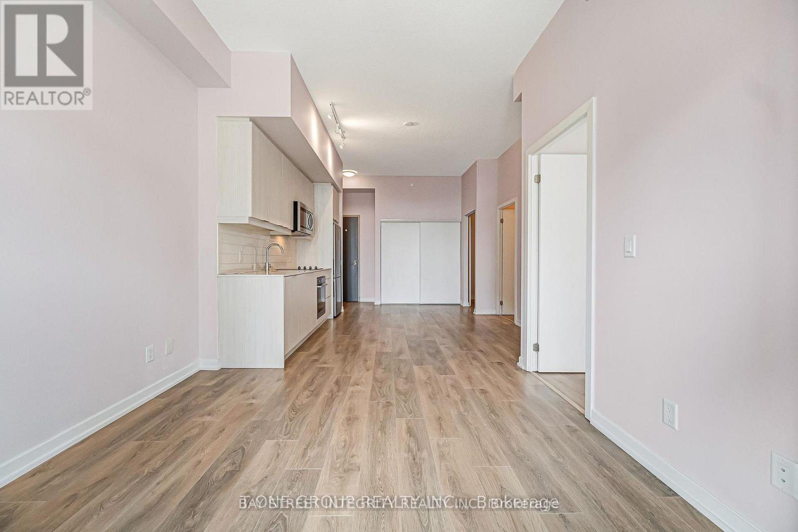 201 - 36 Forest Manor Road, Toronto, Ontario  M2J 1M1 - Photo 3 - C13165502