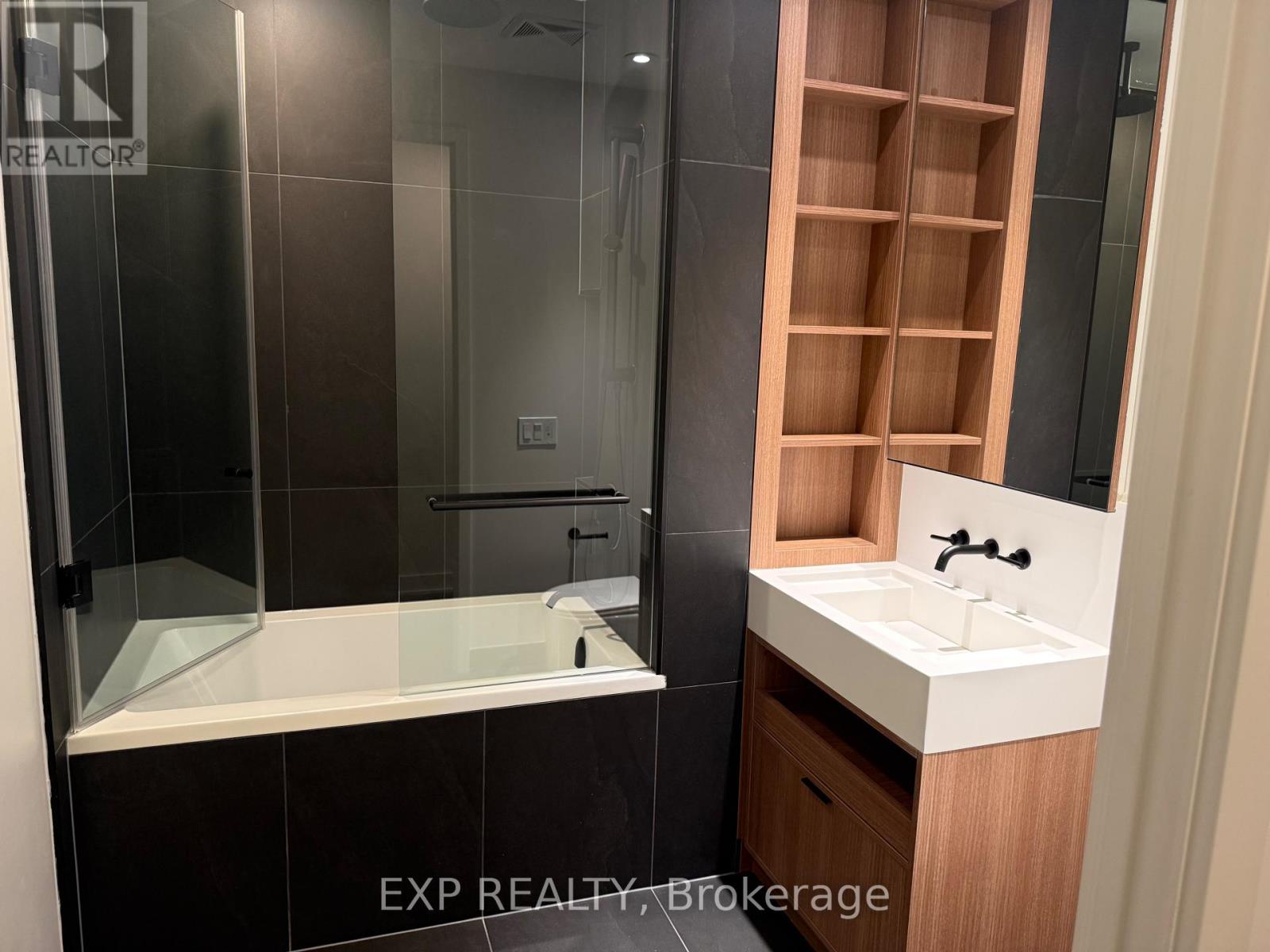 4206 - 55 Charles Street E, Toronto, Ontario  M4Y 0J1 - Photo 4 - C13165512