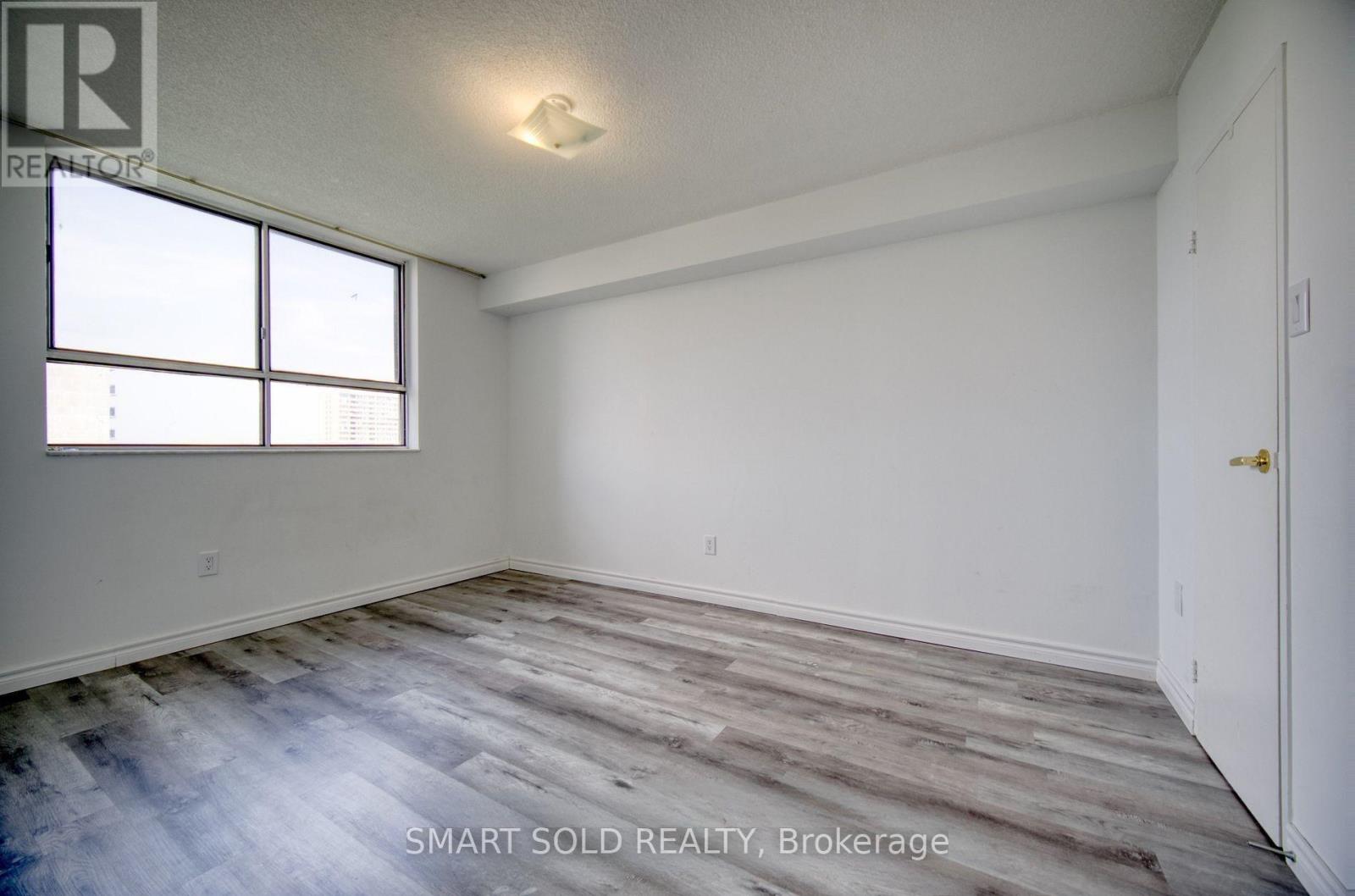 1009 - 10 Stonehill Court, Toronto, Ontario  M1W 2X8 - Photo 8 - E13165486