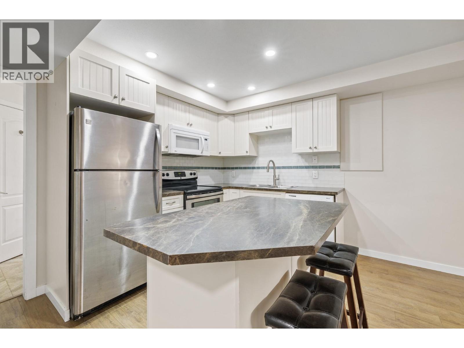 1638 Lindsay Drive, Kelowna, British Columbia V1V 1T5 - Photo 41 - 10387410
