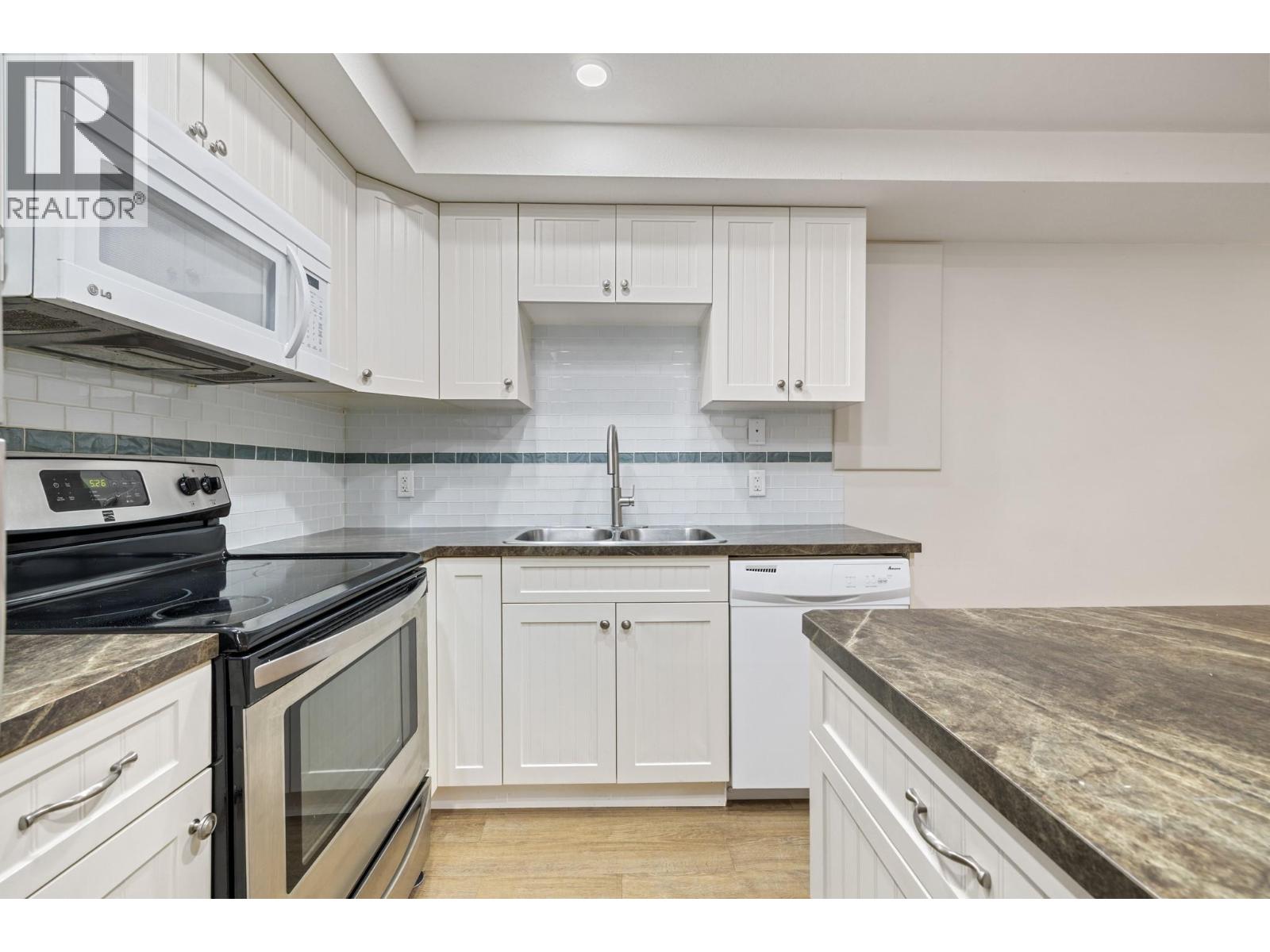 1638 Lindsay Drive, Kelowna, British Columbia V1V 1T5 - Photo 42 - 10387410