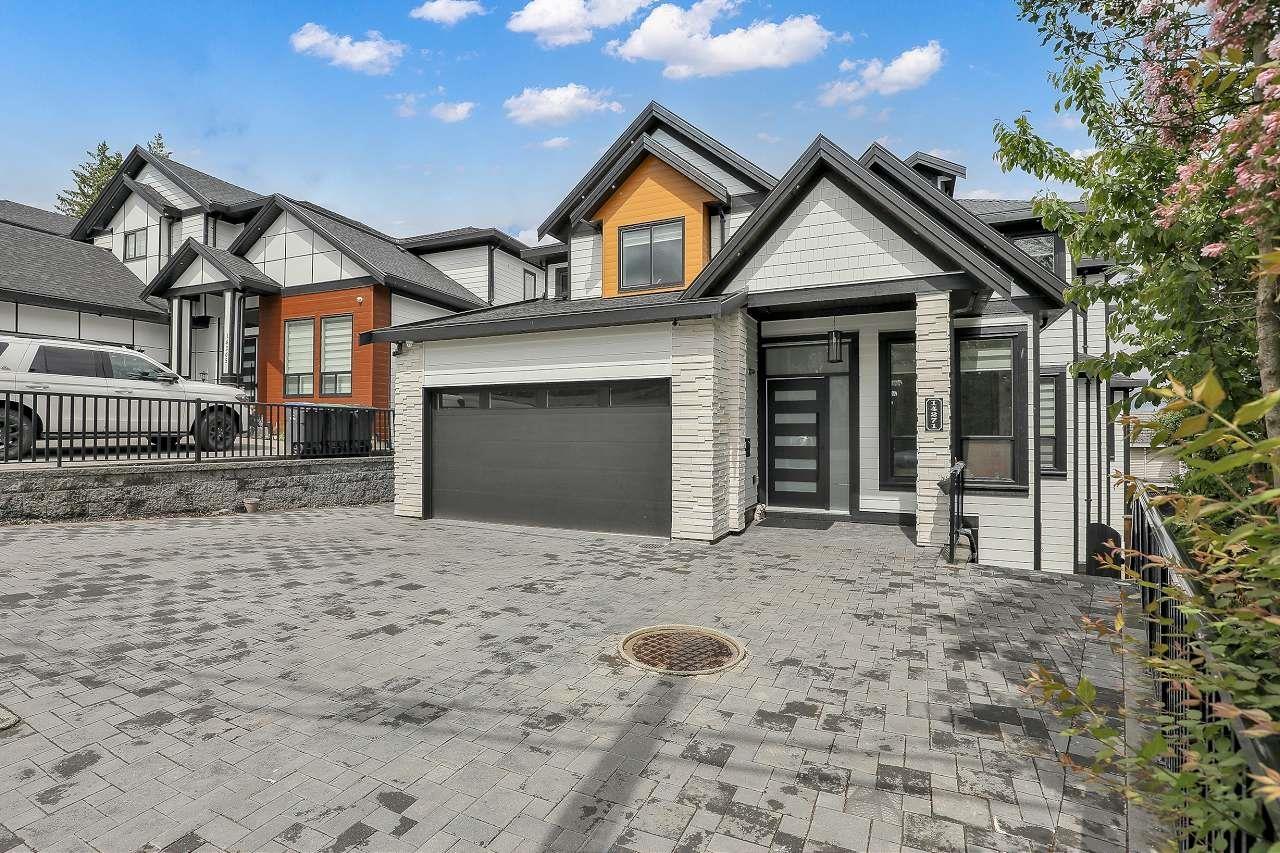 14271 GROSVENOR ROAD, Surrey, British Columbia