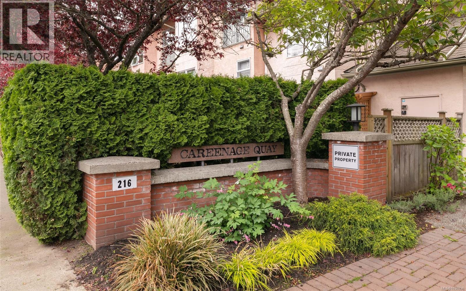 5 216 Russell St, Victoria, British Columbia V9A 3X2 - Photo 3 - 1036938
