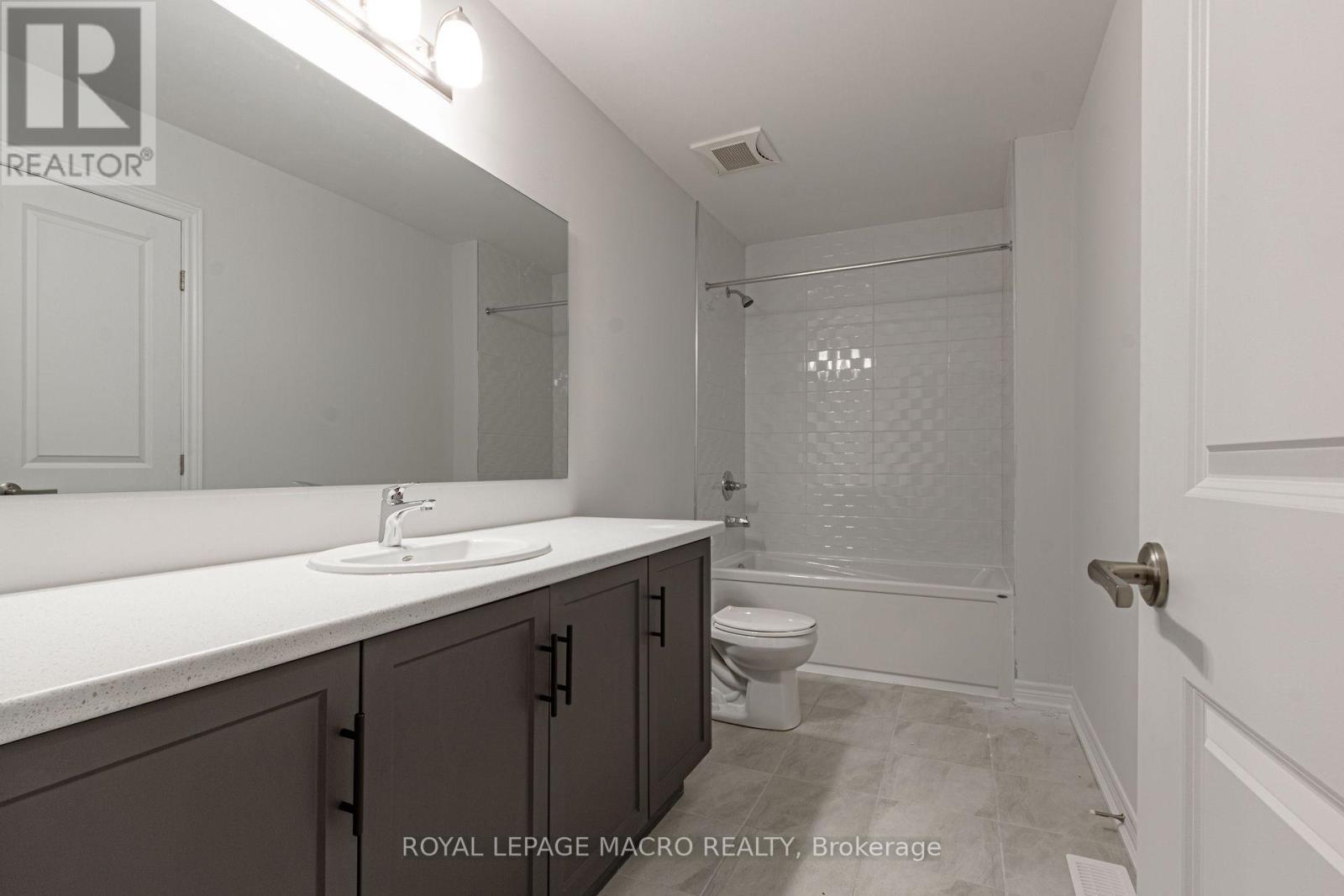 Main & Upper - 22 Oakdale Avenue, St. Catharines, Ontario  L2P 2B9 - Photo 38 - X13165514