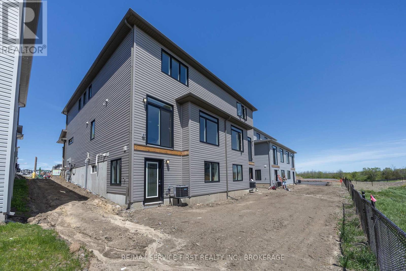 1351 Woodfield Crescent, Kingston, Ontario  K7P 0T3 - Photo 7 - X13165534