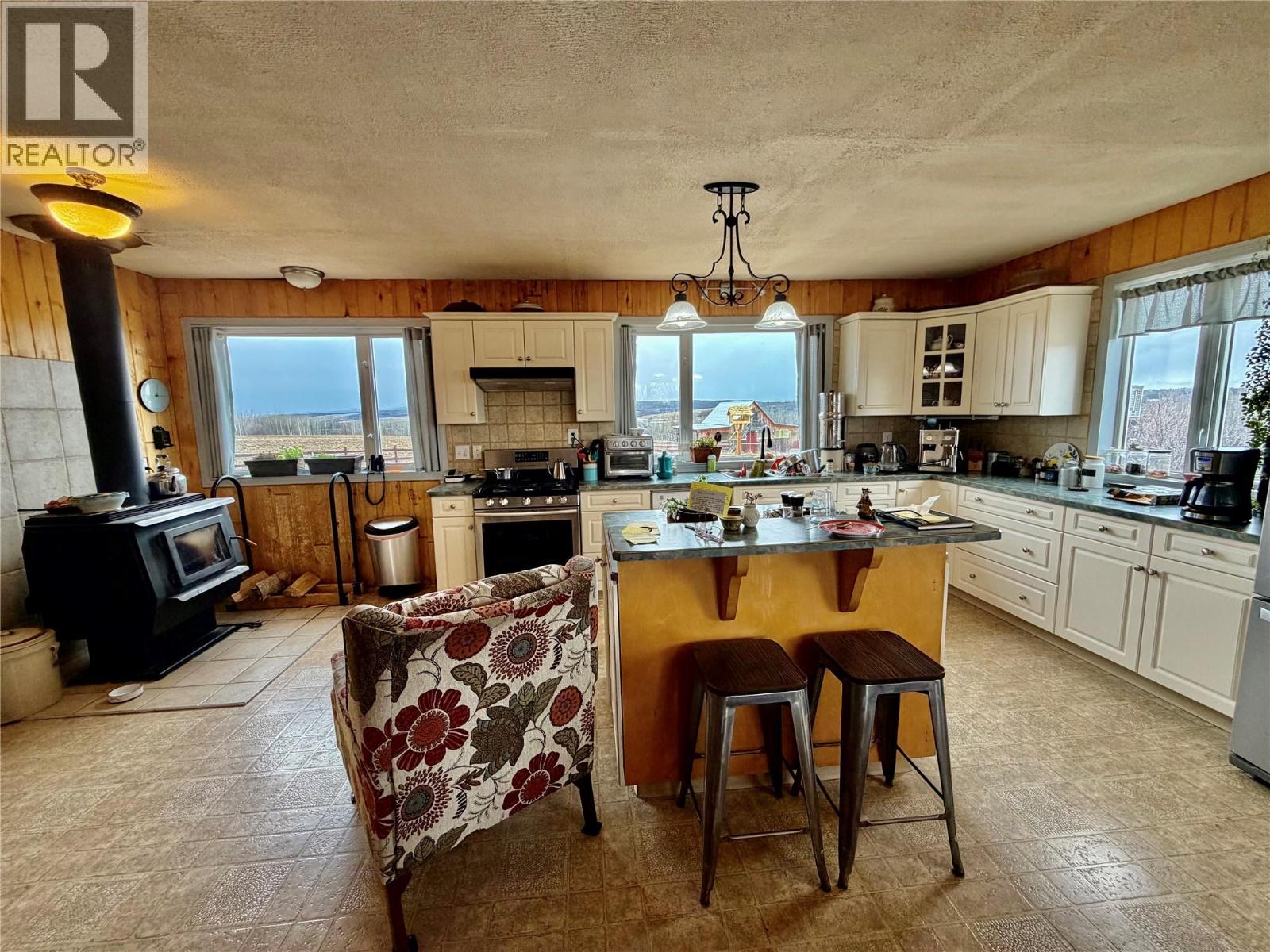 13131 Bedell Road, Dawson Creek, British Columbia  V0C 1B0 - Photo 9 - 10384994