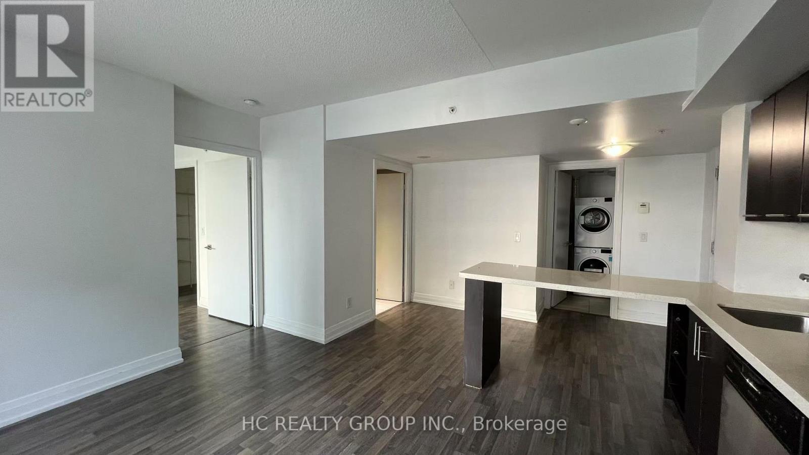 710 W - 565 Wilson Avenue, Toronto, Ontario  M3H 0C6 - Photo 3 - C13165516