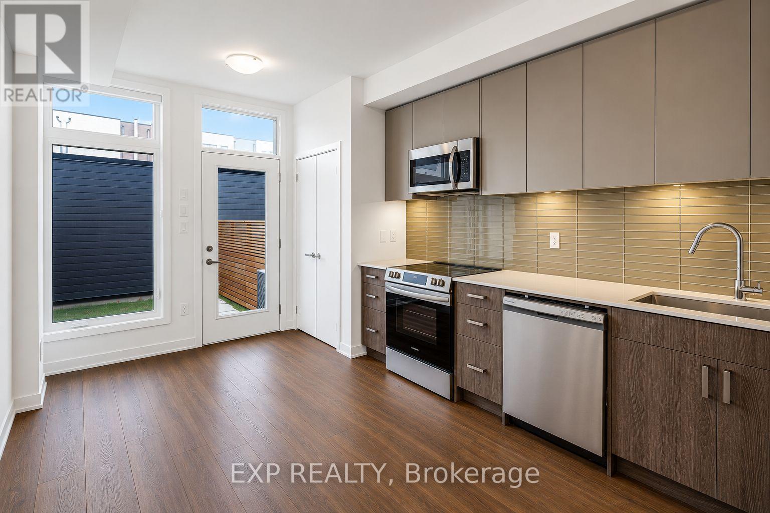 28 Turtle Island Road, Toronto, Ontario  M6A 2M5 - Photo 10 - C13165538