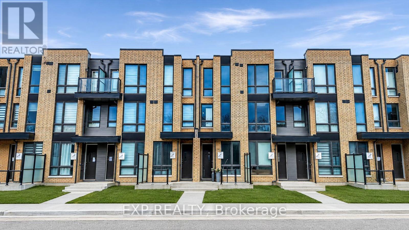 28 Turtle Island Road, Toronto, Ontario  M6A 2M5 - Photo 2 - C13165538