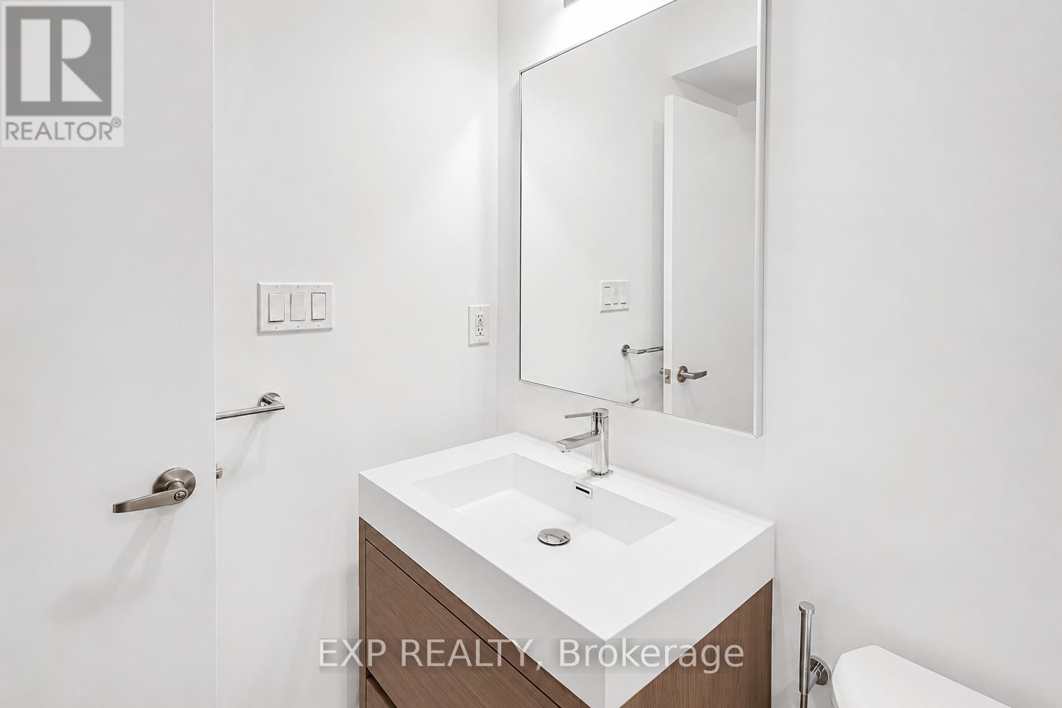28 Turtle Island Road, Toronto, Ontario  M6A 2M5 - Photo 20 - C13165538