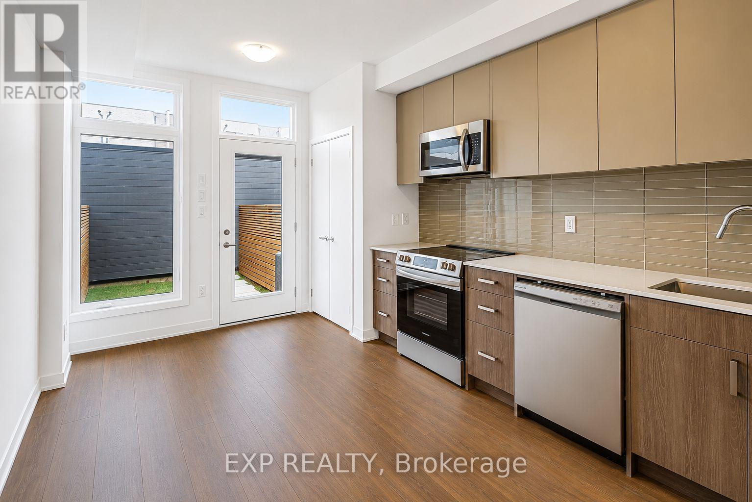 28 Turtle Island Road, Toronto, Ontario  M6A 2M5 - Photo 9 - C13165538