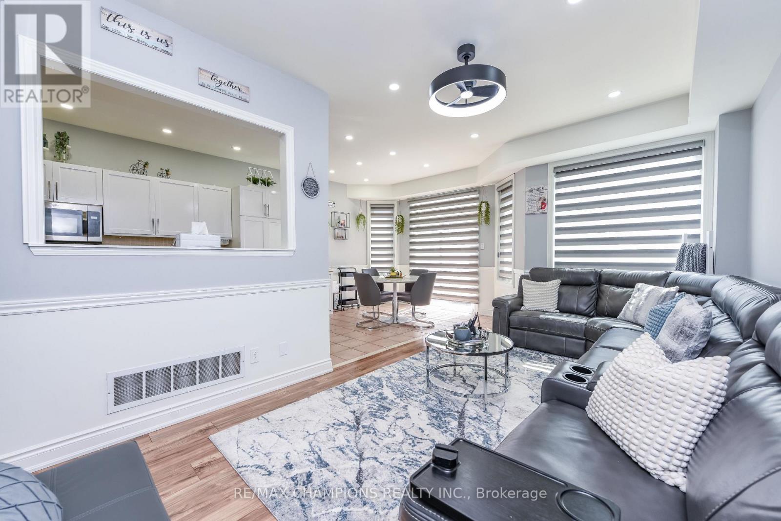 205 Blue Willow Drive, Vaughan, Ontario  L4L 9E1 - Photo 14 - N13165526