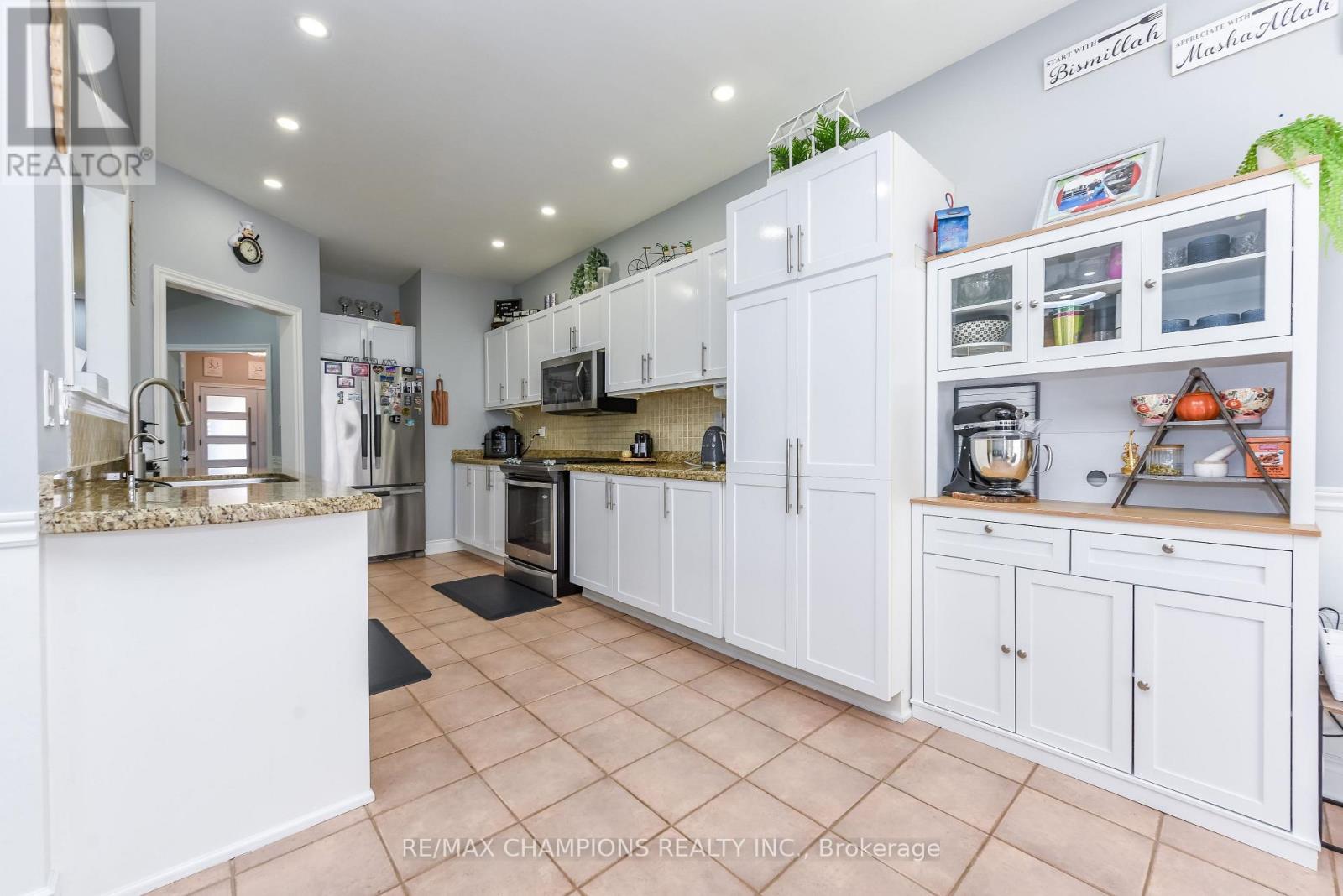 205 Blue Willow Drive, Vaughan, Ontario  L4L 9E1 - Photo 20 - N13165526