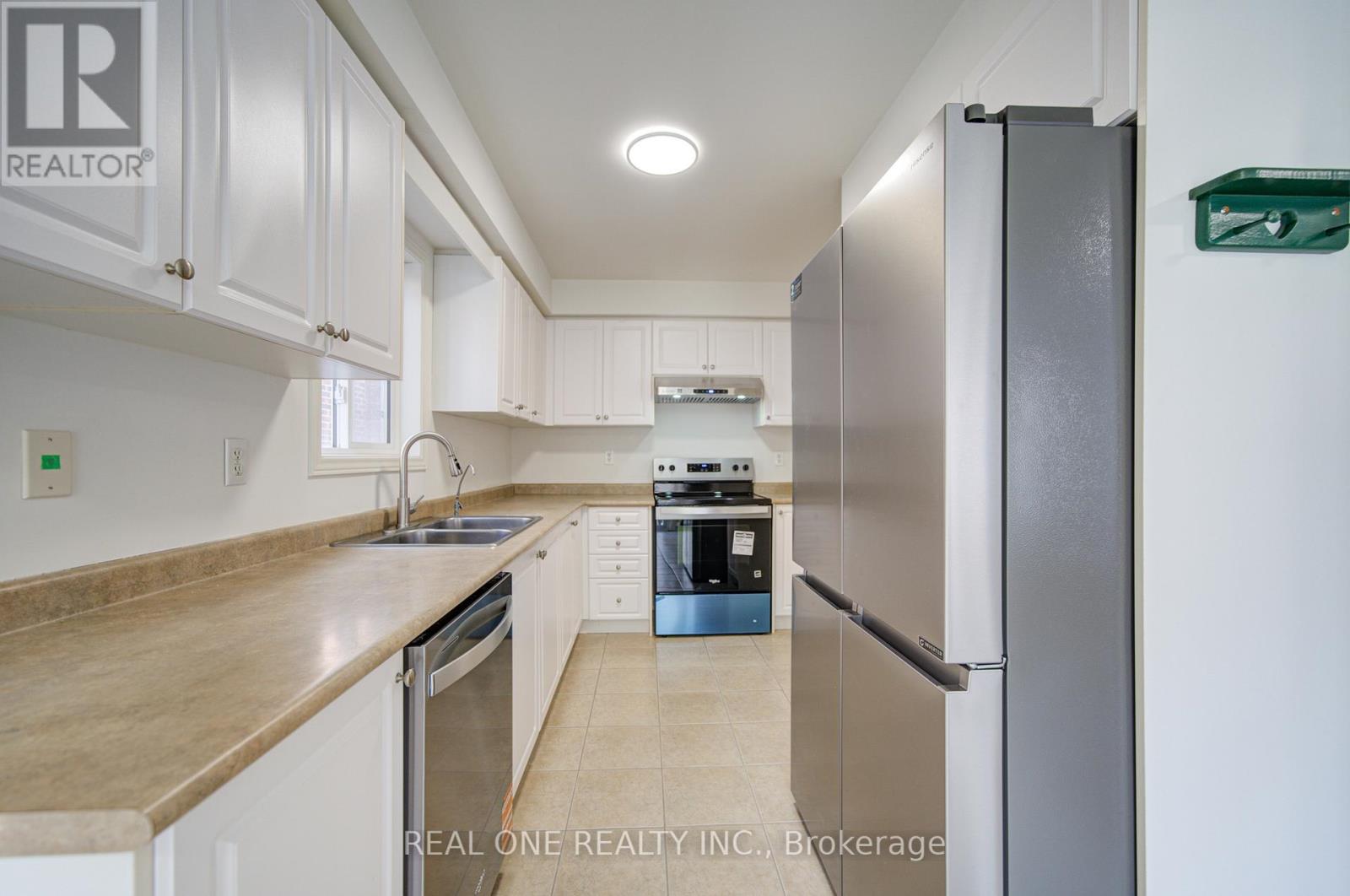 584 Reeves Way Boulevard, Whitchurch-Stouffville, Ontario  L4A 0T3 - Photo 12 - N13165548