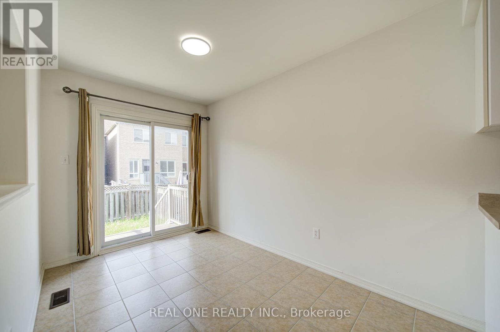 584 Reeves Way Boulevard, Whitchurch-Stouffville, Ontario  L4A 0T3 - Photo 19 - N13165548
