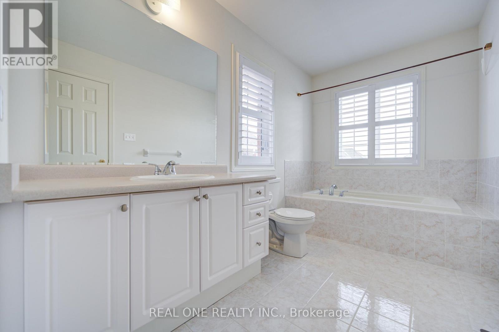 584 Reeves Way Boulevard, Whitchurch-Stouffville, Ontario  L4A 0T3 - Photo 30 - N13165548