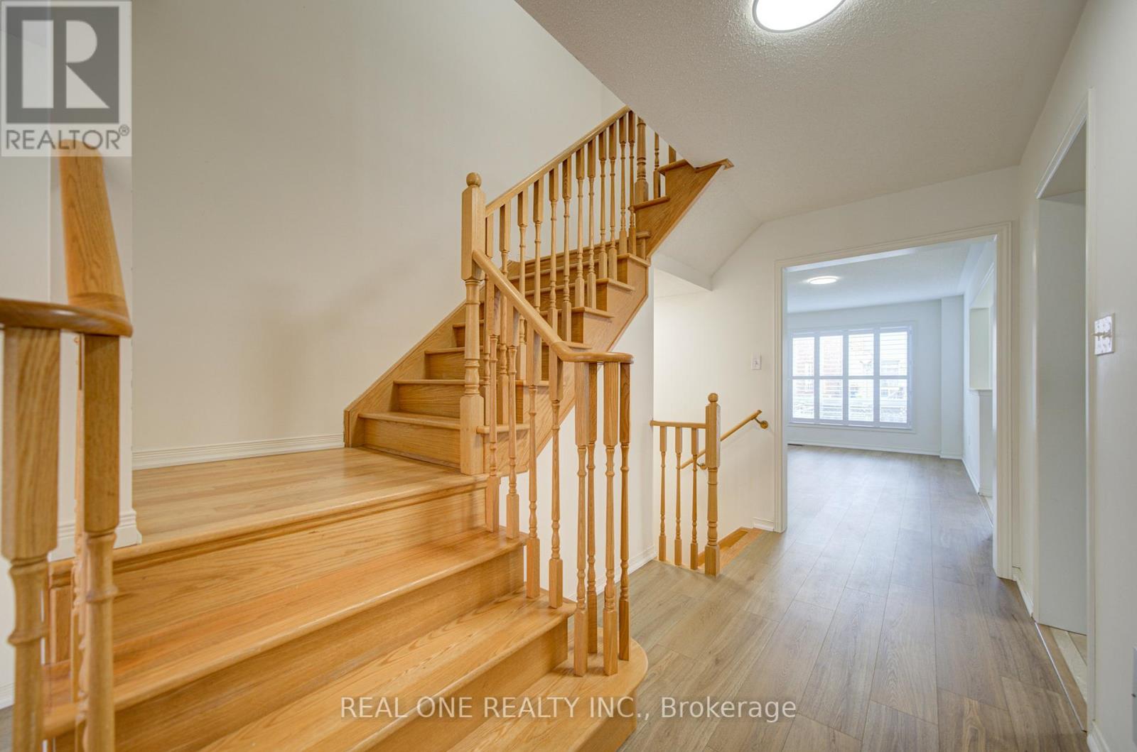584 Reeves Way Boulevard, Whitchurch-Stouffville, Ontario  L4A 0T3 - Photo 8 - N13165548