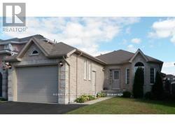 126 RAYMOND CRESCENT, Barrie, Ontario