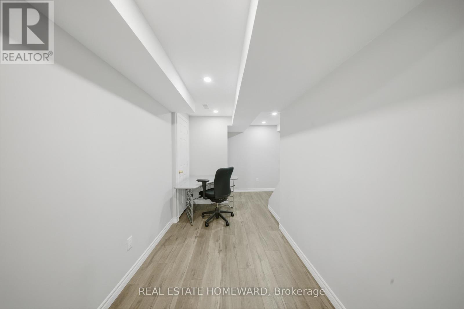 5942 Delle Donne Drive, Mississauga, Ontario  L5M 7A2 - Photo 21 - W13165524