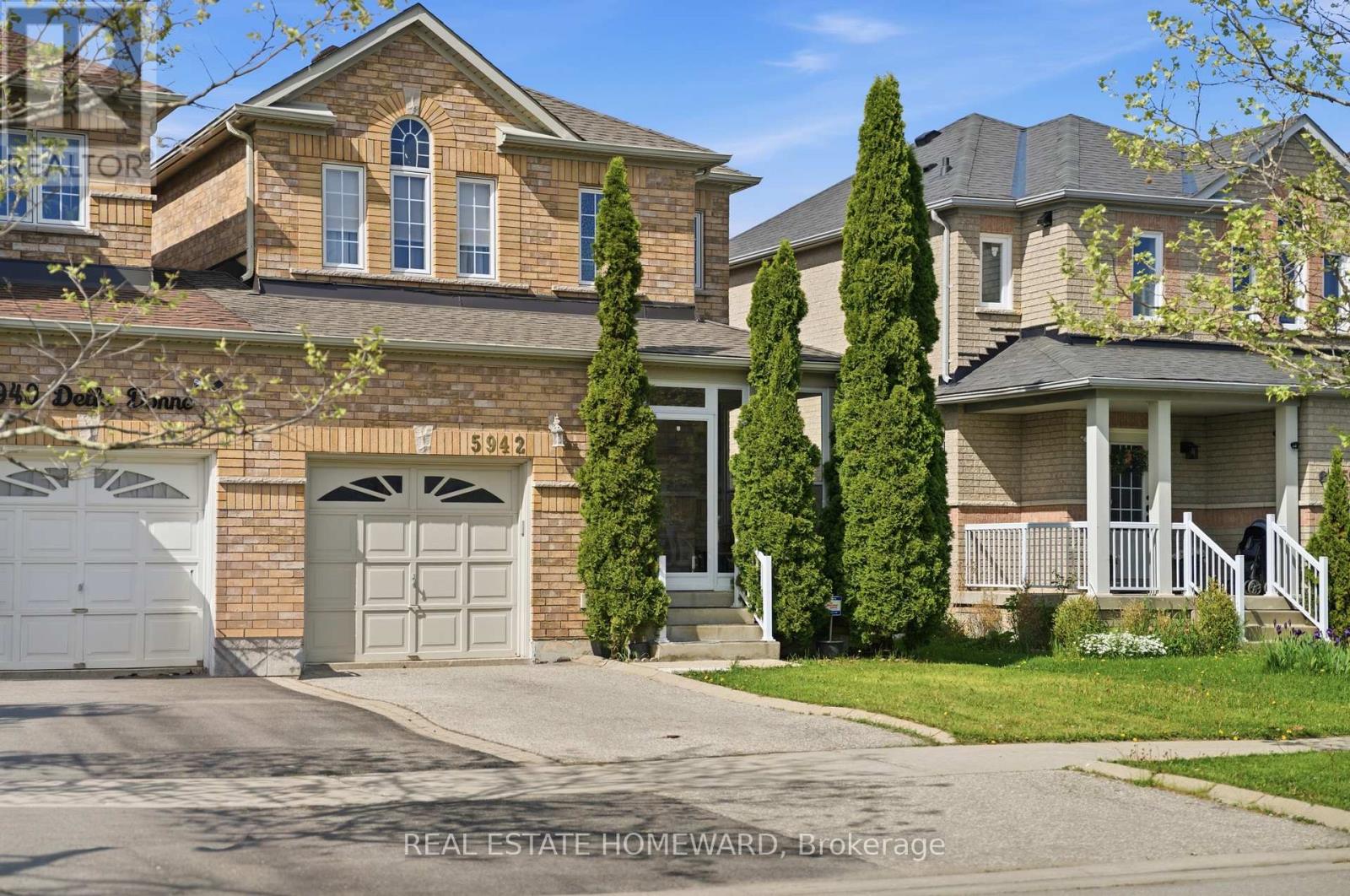 5942 Delle Donne Drive, Mississauga, Ontario  L5M 7A2 - Photo 3 - W13165524