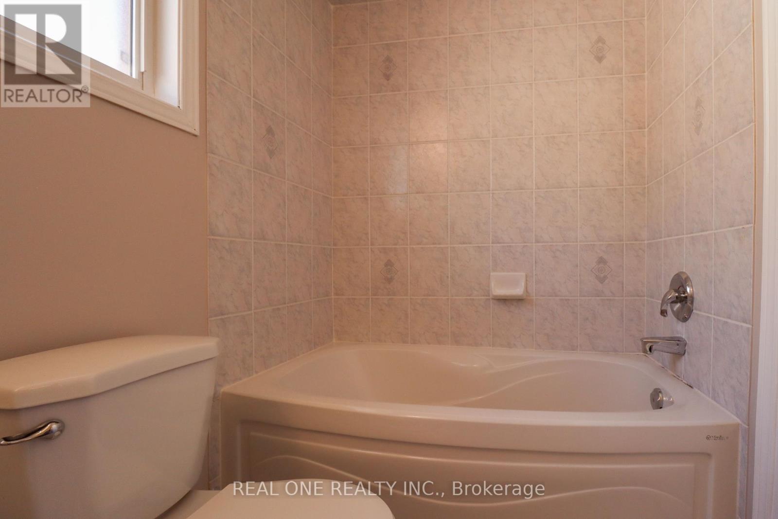 3280 Ridgeleigh Heights, Mississauga, Ontario L5M 6R9 - Photo 19 - W13165532