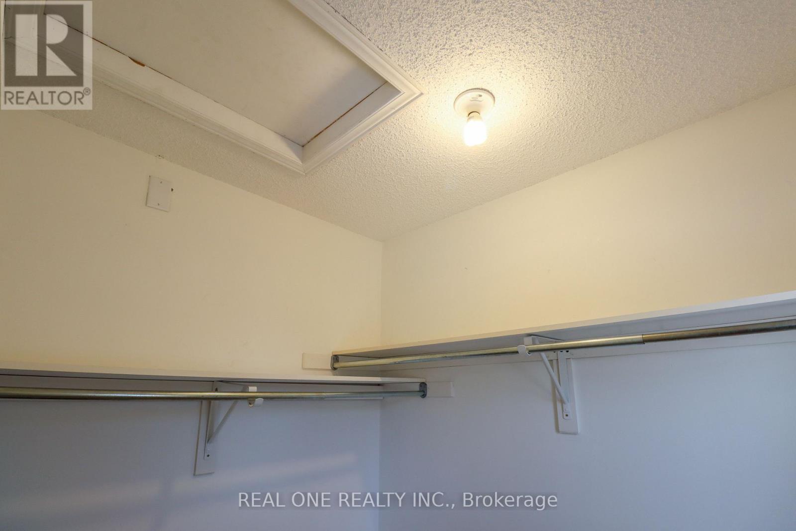 3280 Ridgeleigh Heights, Mississauga, Ontario L5M 6R9 - Photo 21 - W13165532