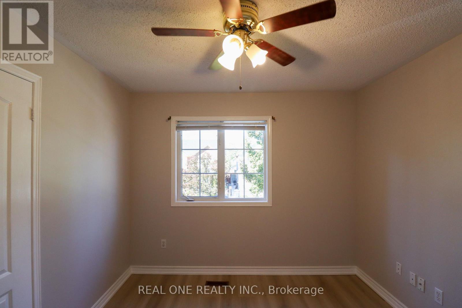 3280 Ridgeleigh Heights, Mississauga, Ontario L5M 6R9 - Photo 23 - W13165532