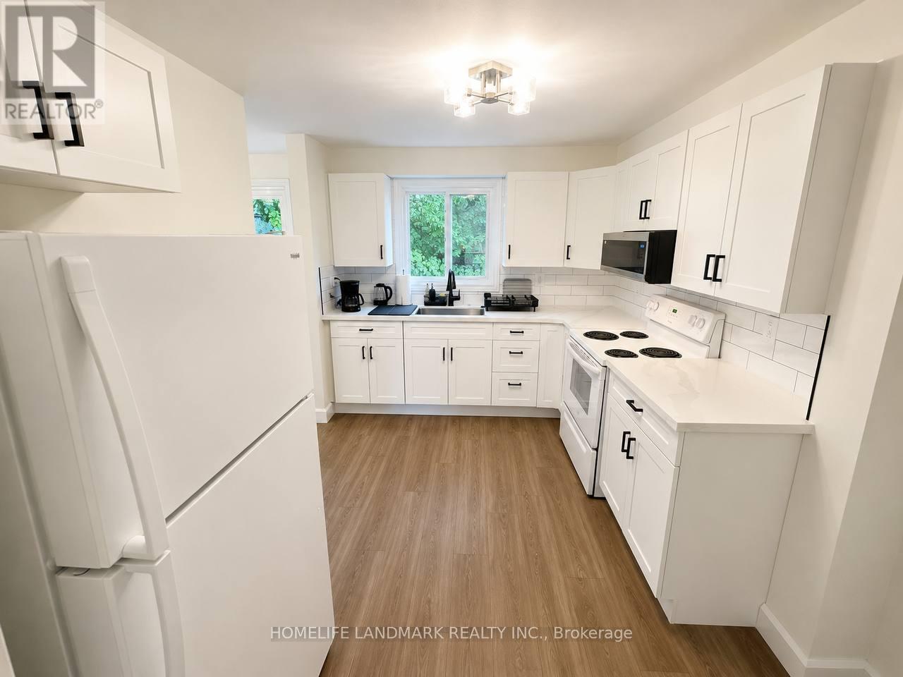 754 Parkview Crescent, Cambridge, Ontario N3H 4X8 - Photo 5 - X13165550