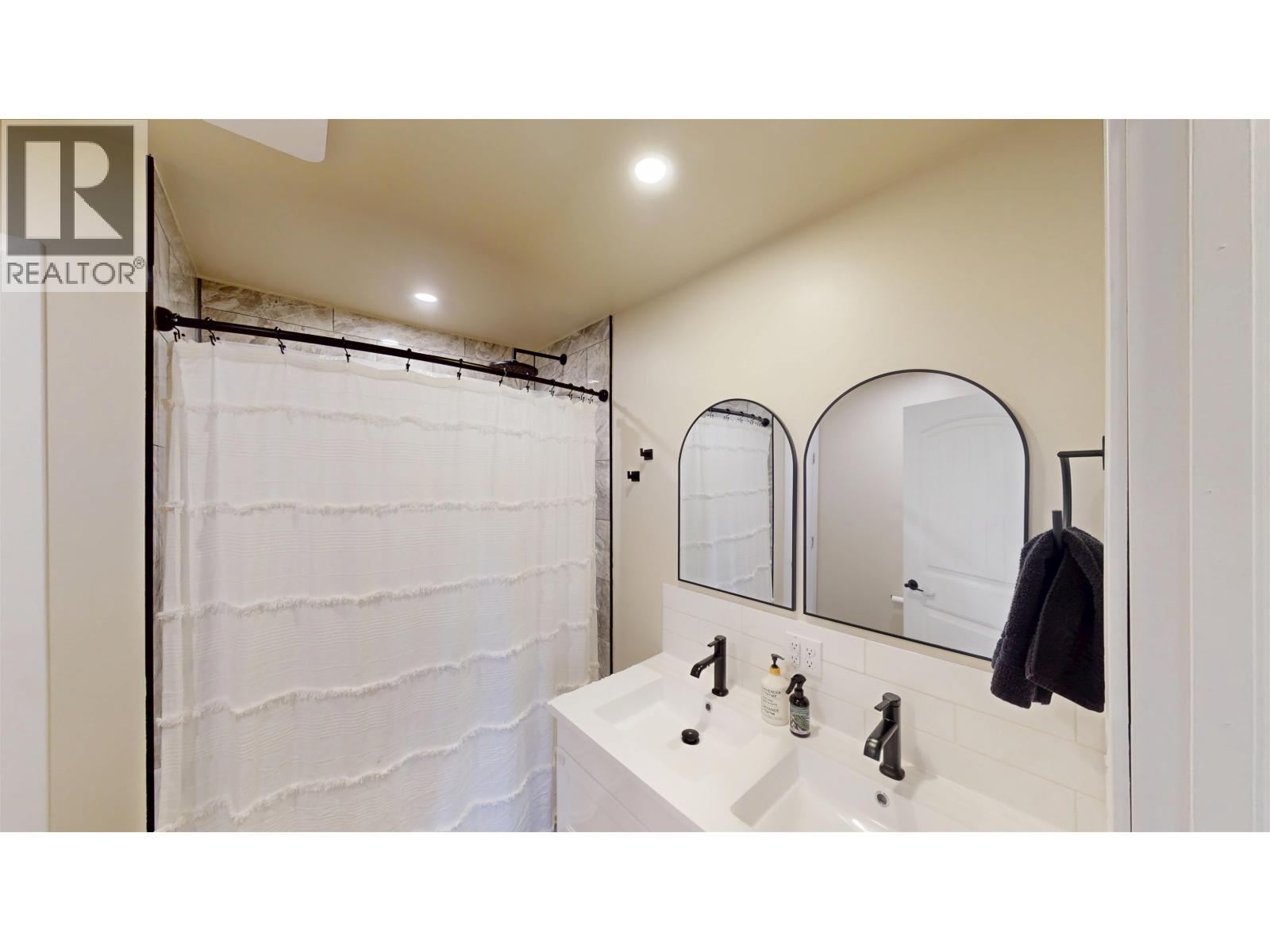 9811 112 Avenue, Fort St. John, British Columbia V1J 2W4 - Photo 13 - R3102894
