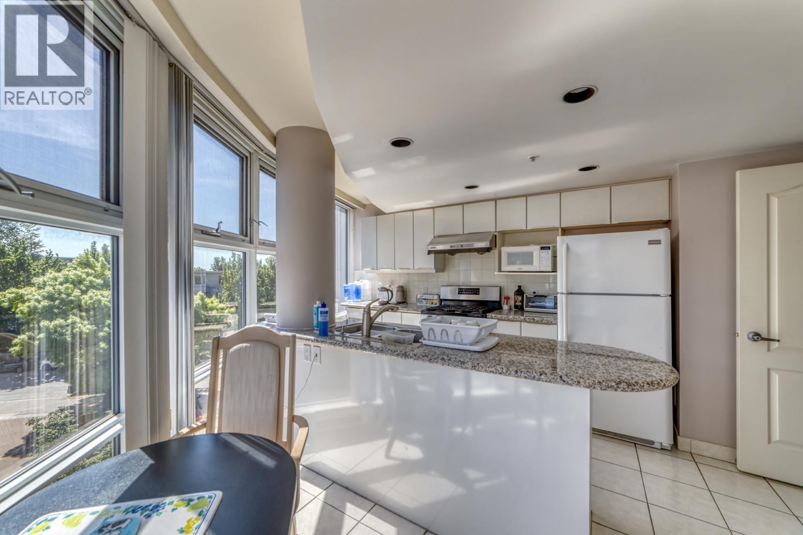 403 688 Fairchild Road, Vancouver, British Columbia V5Z 4P7 - Photo 9 - R3126594