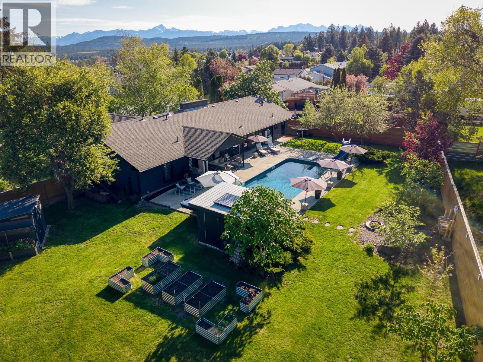 1305 14th Street S, Cranbrook, British Columbia V1C 5E8 - Photo 4 - 10378691