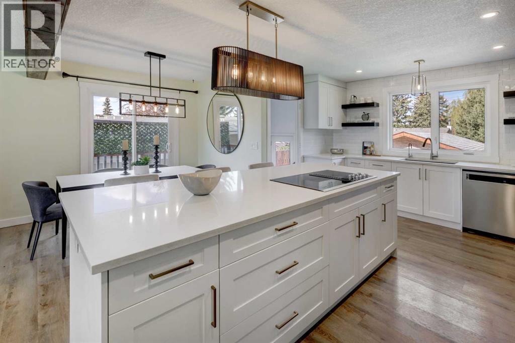 6443 70 Street NW, Calgary, Alberta  T3b 3J5 - Photo 9 - A2314058