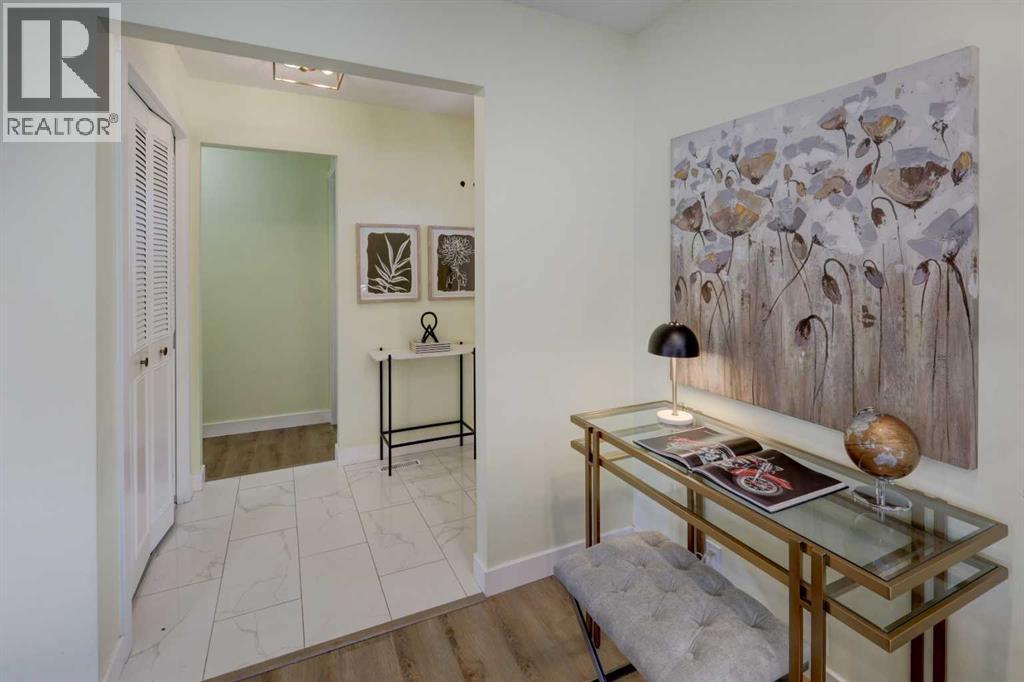 6443 70 Street NW, Calgary, Alberta  T3b 3J5 - Photo 3 - A2314058