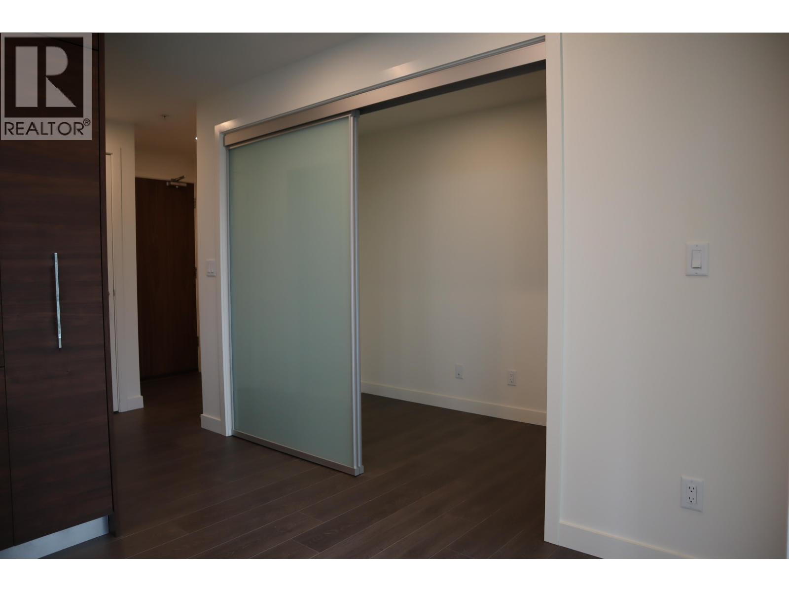 705 585 Austin Avenue, Coquitlam, British Columbia  V3K 0G6 - Photo 9 - R3127094
