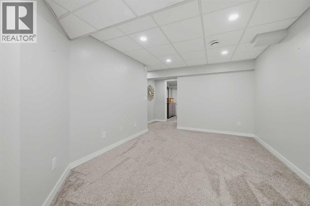 38 Sandpiper Way Nw, Calgary, Alberta T3K 3C6 - Photo 39 - A2311911