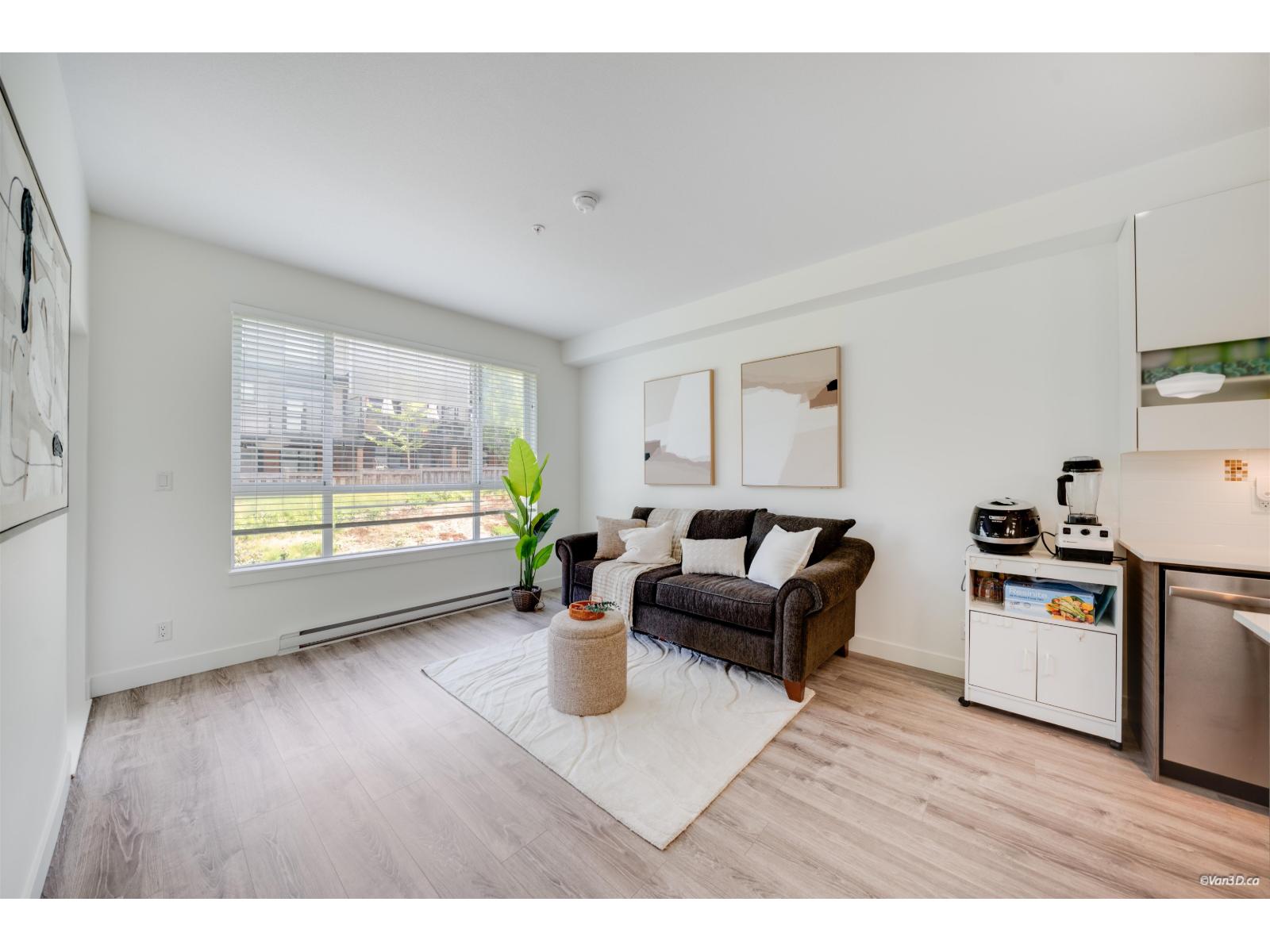 311 16398 64 Avenue, Surrey, British Columbia  V3S 6X6 - Photo 2 - R3123462