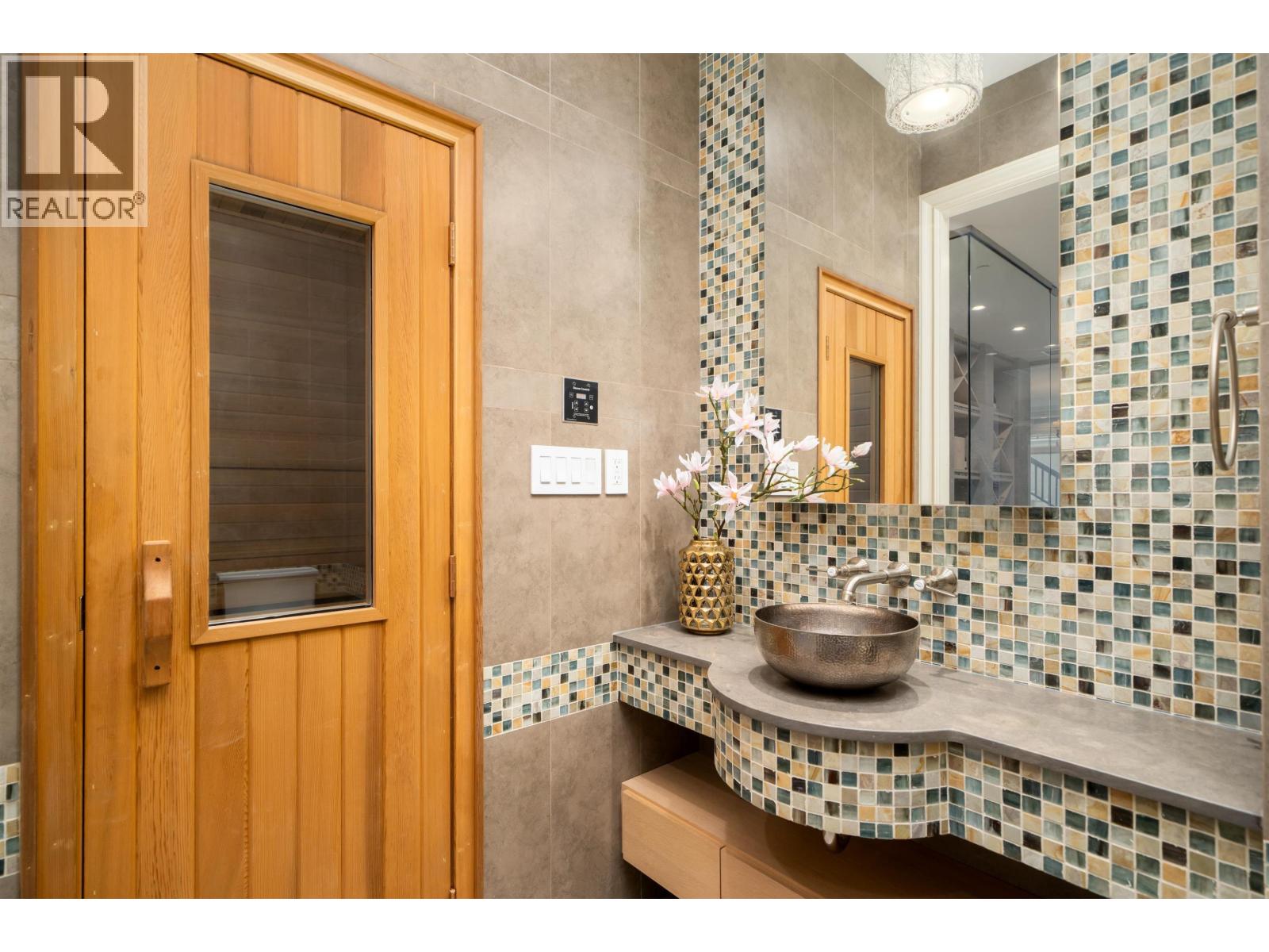5755 Angus Drive, Vancouver, British Columbia  V6M 3N7 - Photo 39 - R3125201