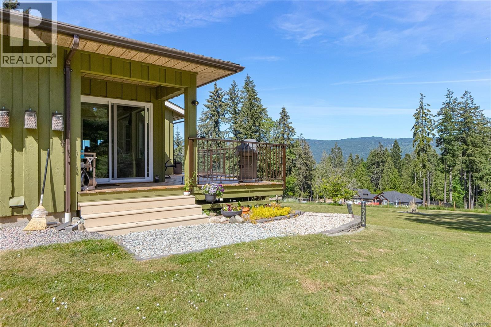 956 Cherry Point Rd, Cowichan Bay, British Columbia  V0R 1N2 - Photo 31 - 1037933