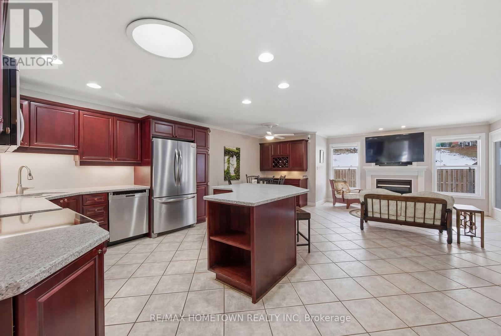 125 Butlers Crescent, Brockville, Ontario  K6V 7K8 - Photo 7 - X13057980