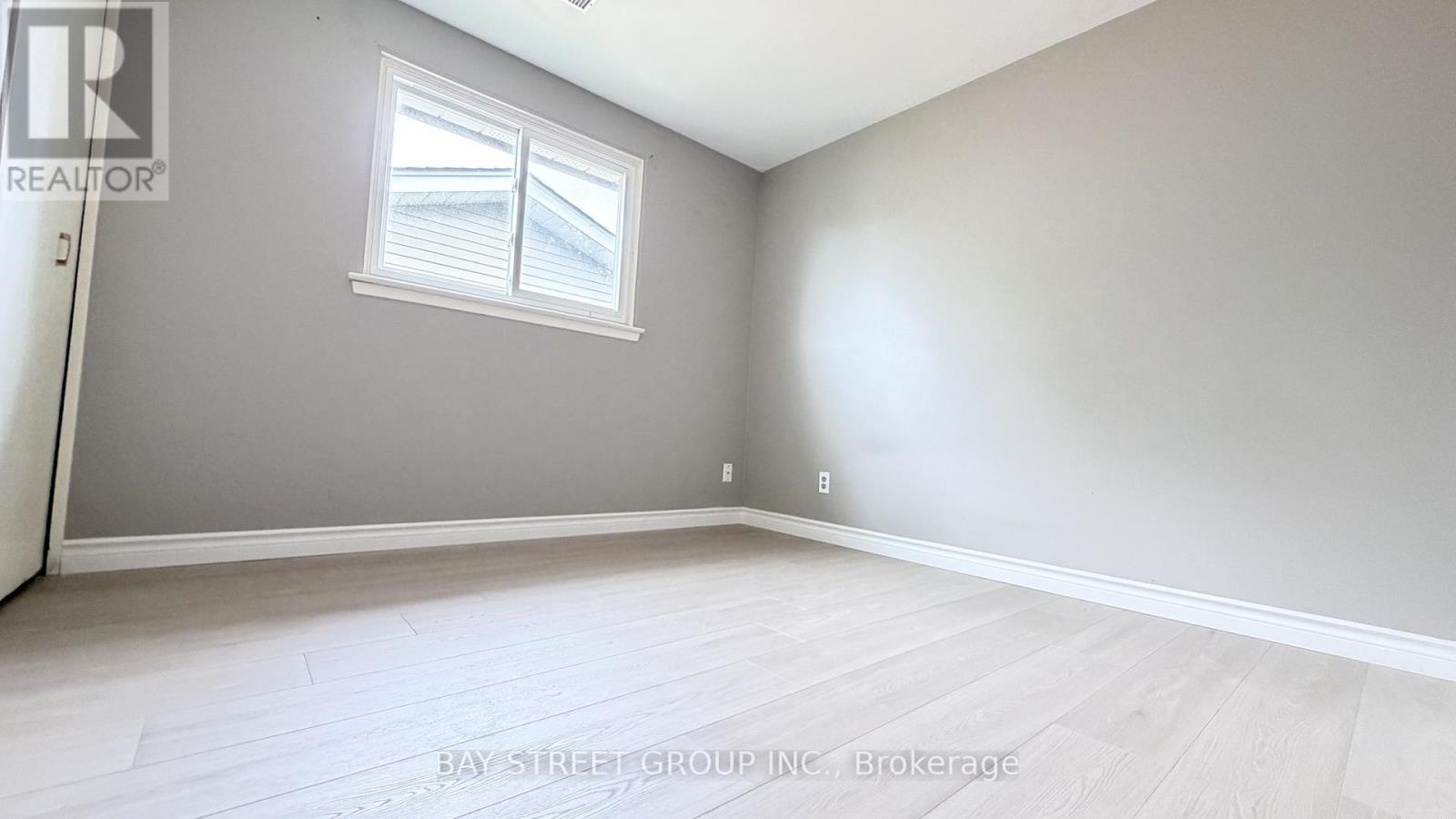 31 Colonsay Road, Markham, Ontario  L3T 3E9 - Photo 5 - N12990226