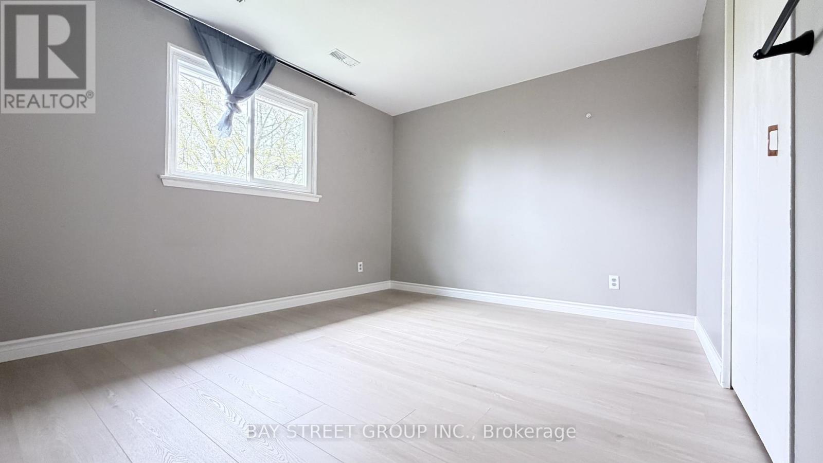 31 Colonsay Road, Markham, Ontario  L3T 3E9 - Photo 2 - N12990226