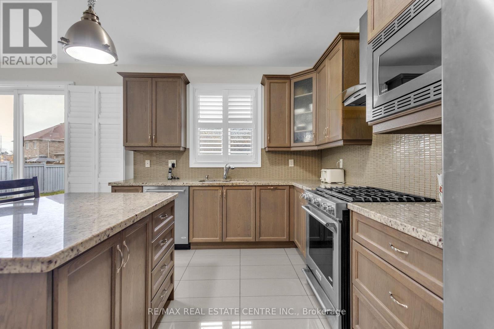 9 Glacier Road, Brampton, Ontario  L6X 5N1 - Photo 16 - W13159660