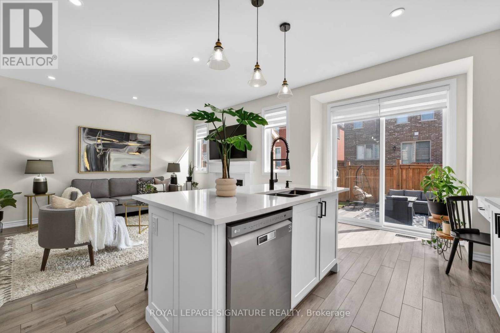 7 Sedgemoor Street, Whitby, Ontario  L1P 0M3 - Photo 13 - E13165166