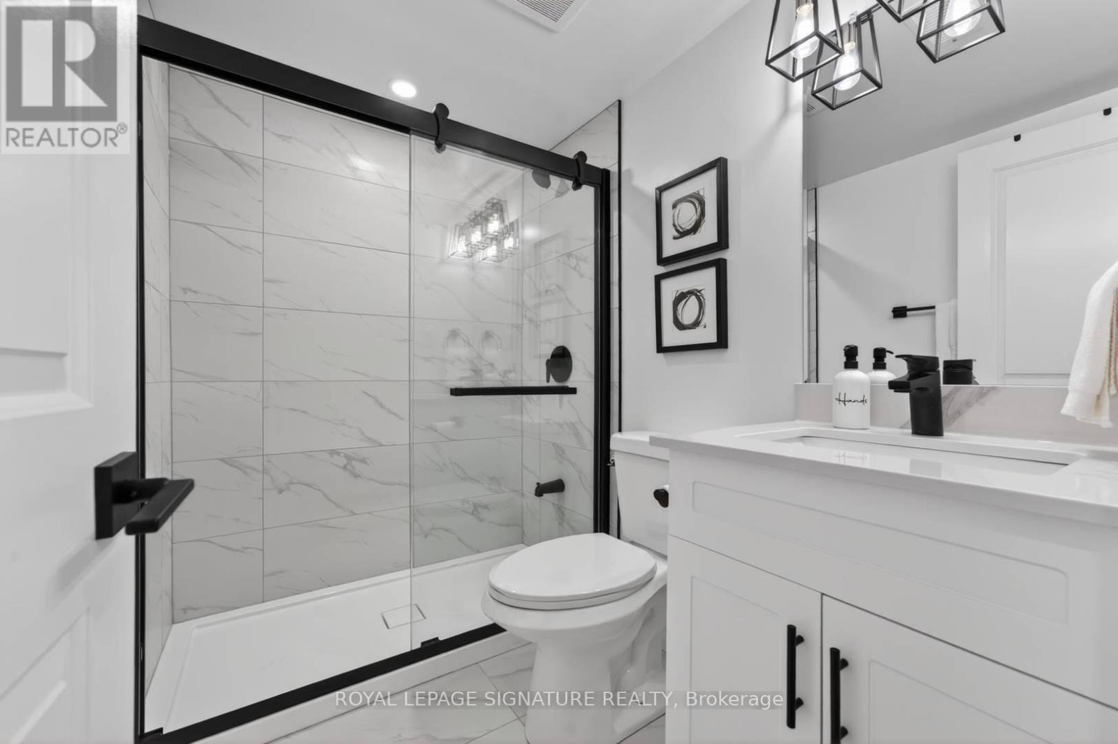 7 Sedgemoor Street, Whitby, Ontario  L1P 0M3 - Photo 32 - E13165166